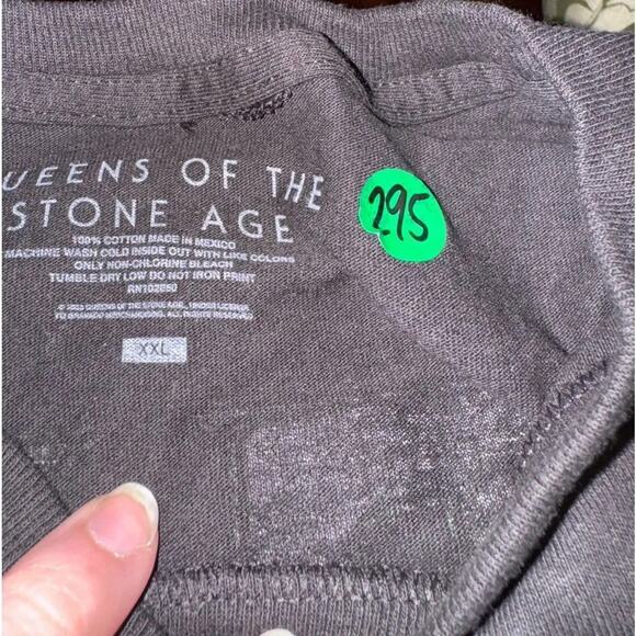 Queens of the Stone Age In Times New Roman... 2023 Tour Tee Size XXL New w/o Tag - Picture 5 of 5